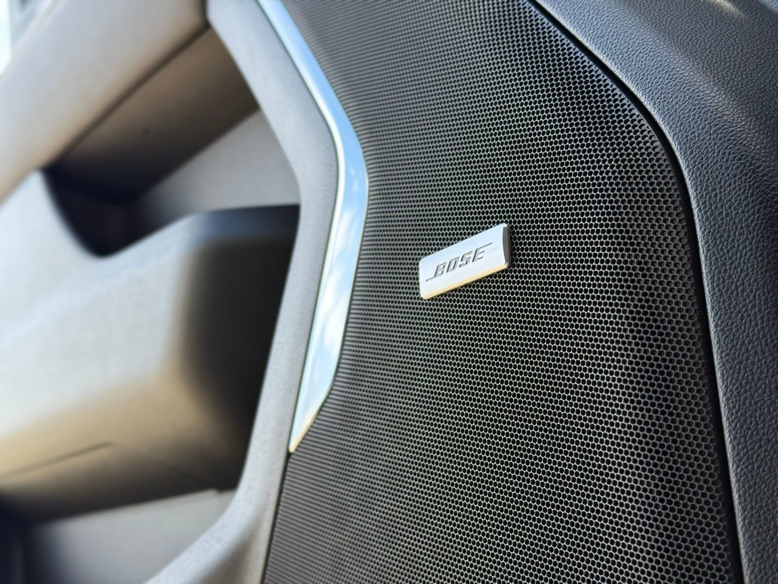 2026 Chevrolet Tahoe Premier - Photo 15