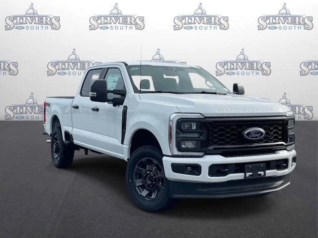 2026 Ford F-250 XL 4x4 Crew Cab 6-3/4' Box's photo