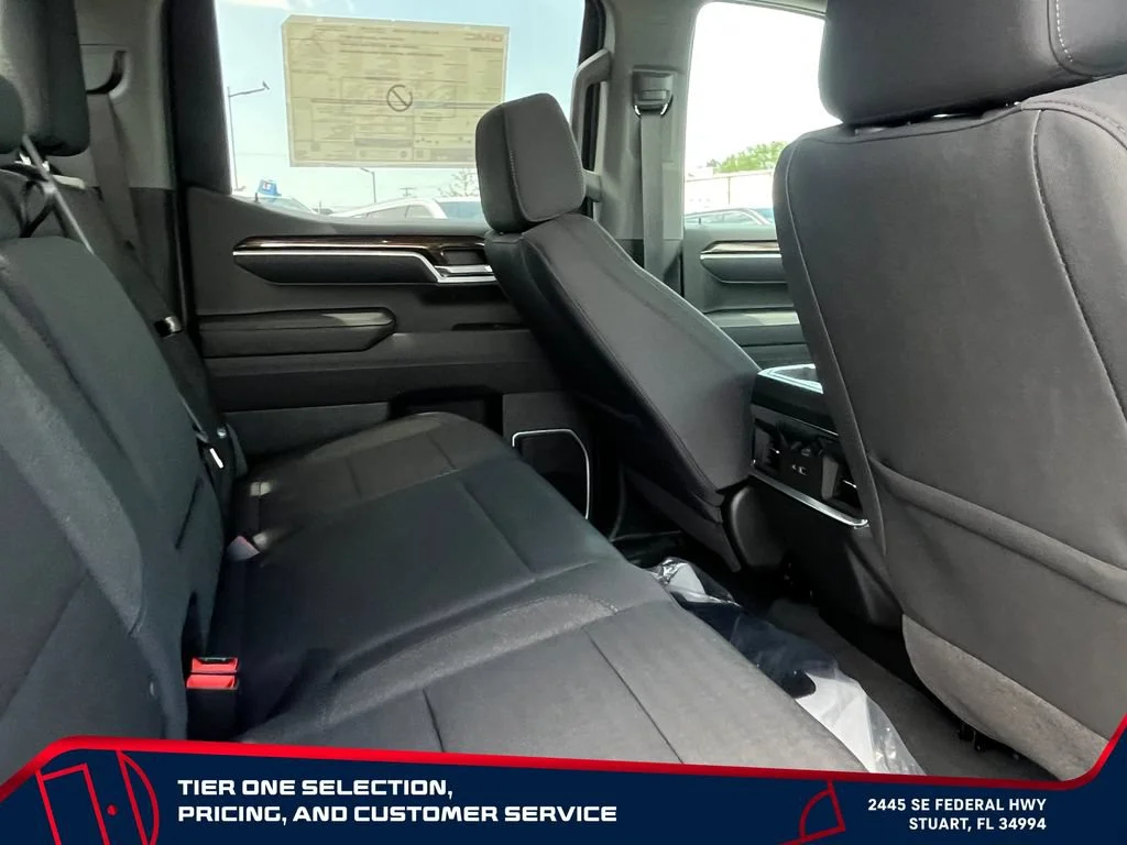New 2026 Summit White GMC Elevation image 18