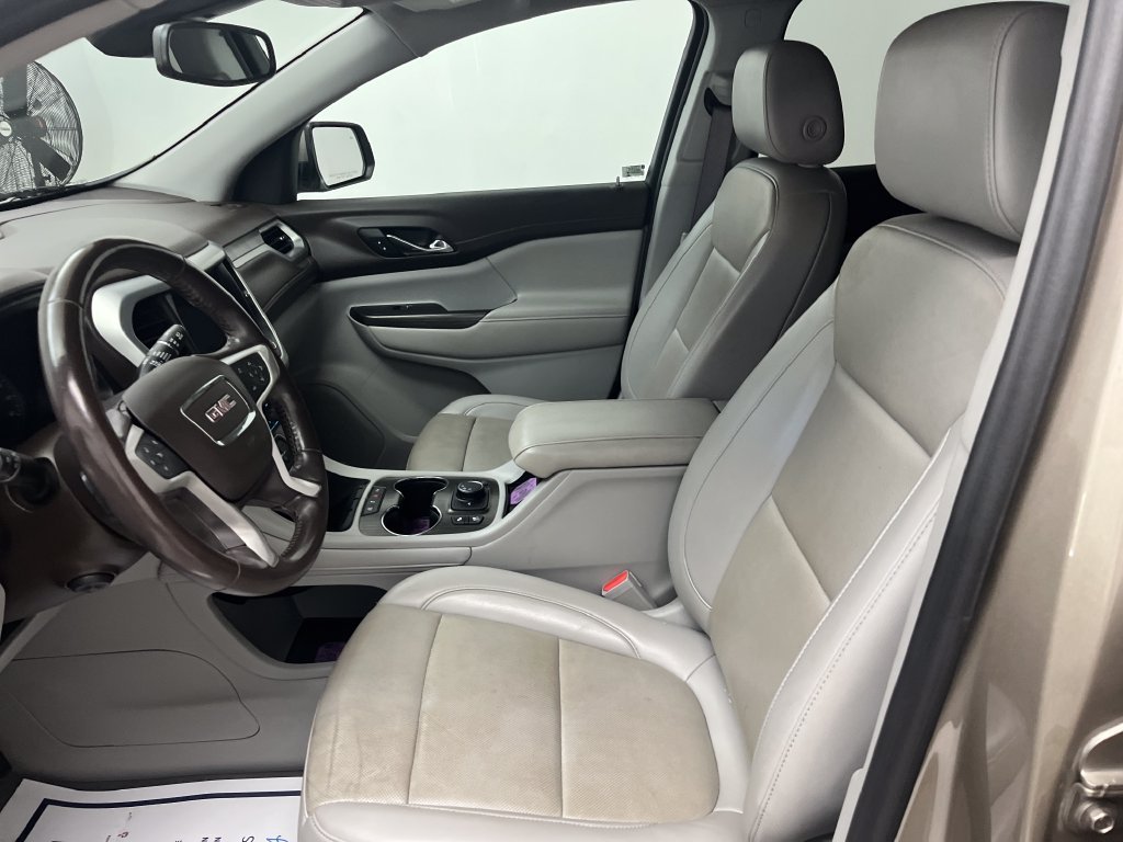 Used 2022 Gray GMC SLT image 12