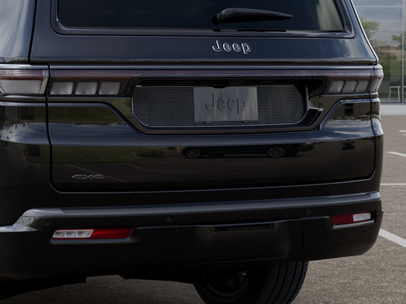 New 2026 High Gloss Black Exterior Paint Jeep Limited Reserve image 39