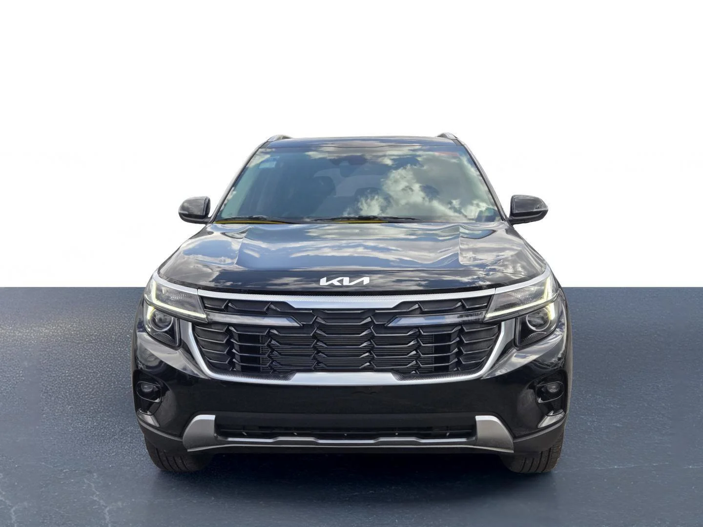 New 2026 Fusion Black Kia EX image 3