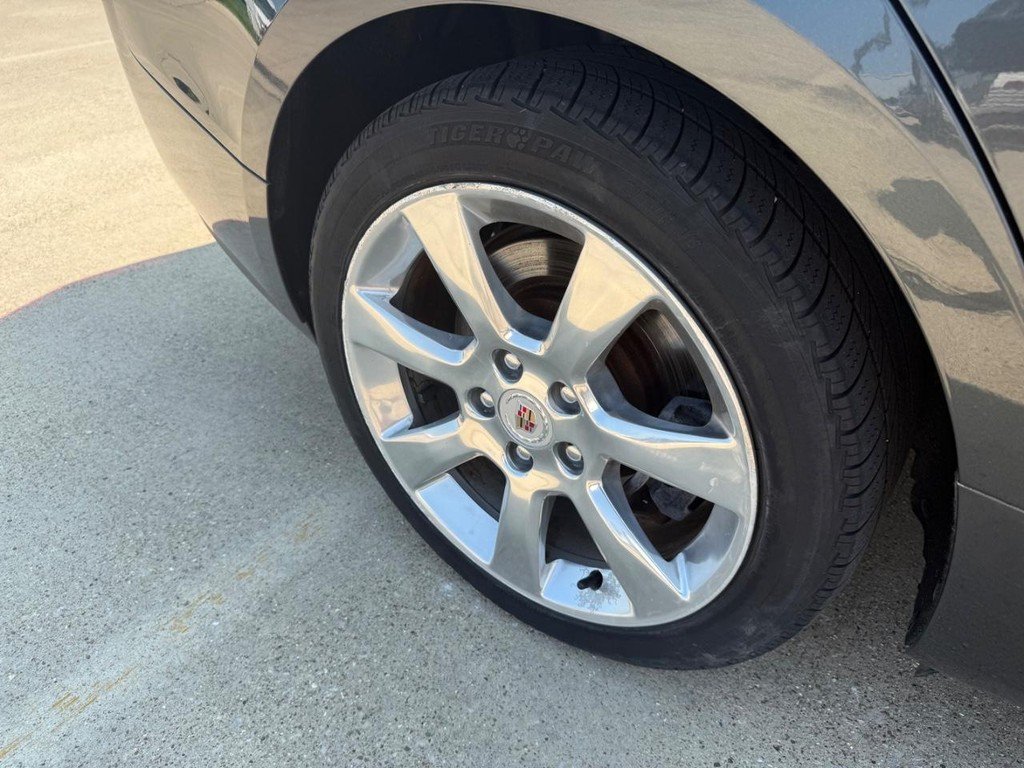 Used 2014 Phantom Gray Metallic Cadillac 4dr Sdn 2.5L Luxury RWD image 20
