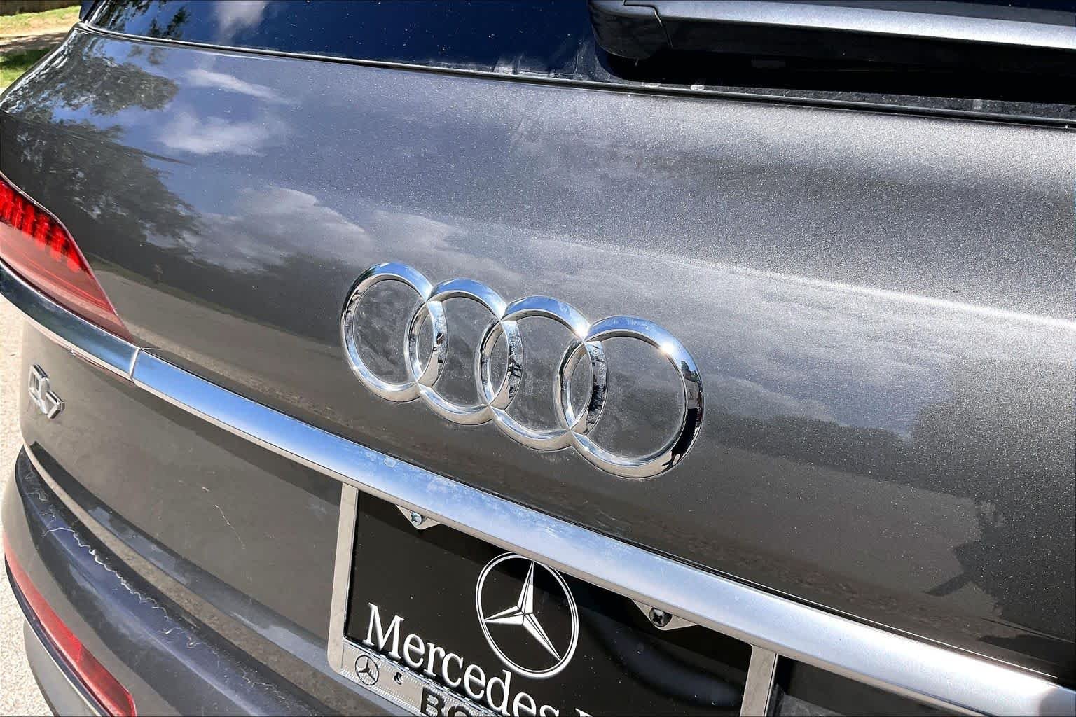 Used 2020 GREY Audi Prestige image 30