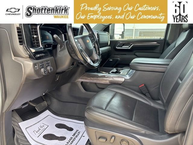 Used 2024 Summit White Chevrolet LTZ image 2
