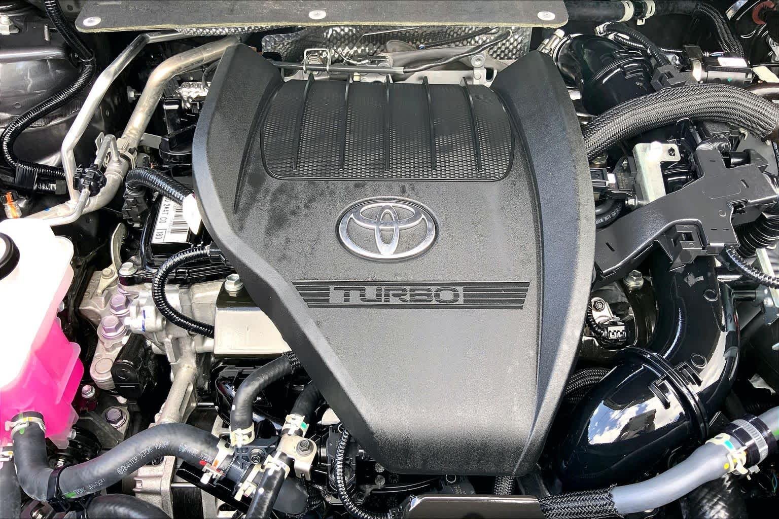 Used 2025 Magnetic Gray Metallic Toyota XLE image 32