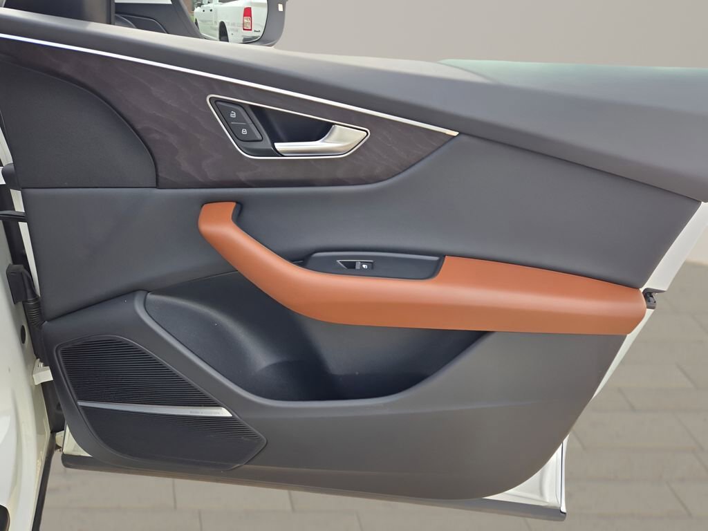 2022 Audi Q8 Premium Plus - Photo 7