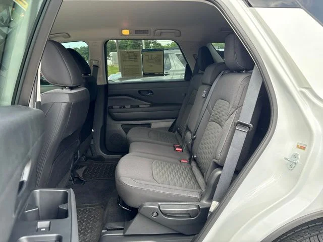 Used 2025 White Nissan SV image 25