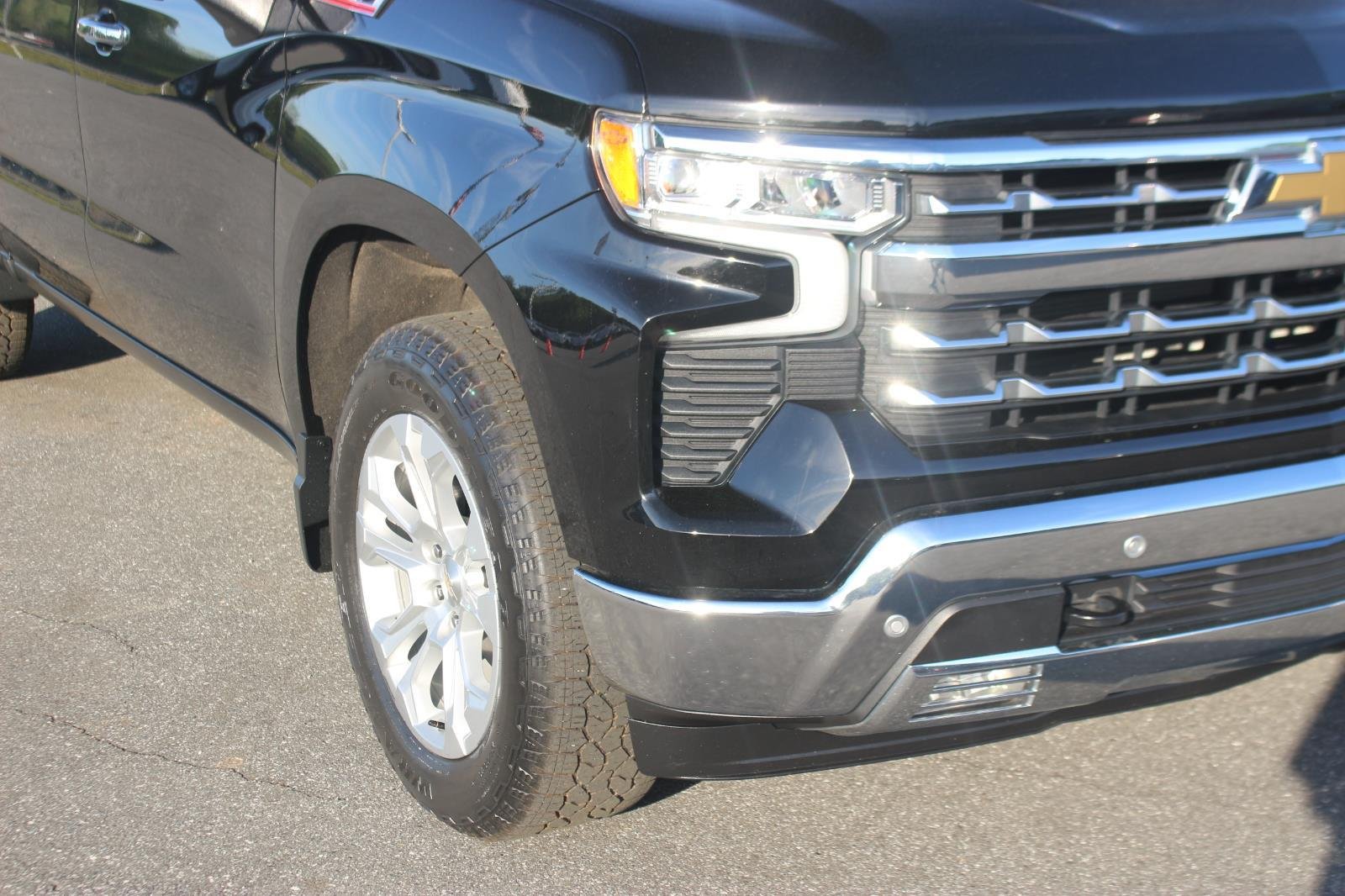 Used 2023 Black Chevrolet LTZ image 8