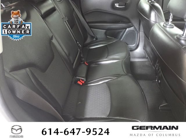 Used 2020 White Jeep Latitude image 22