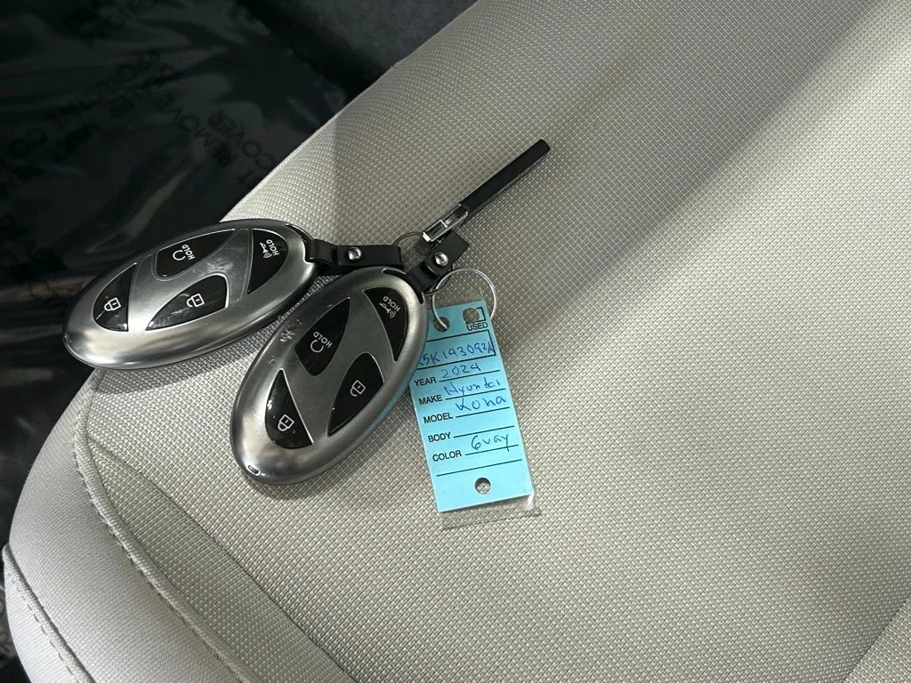 Used 2024 Denim Blue Pearl Hyundai SE image 46