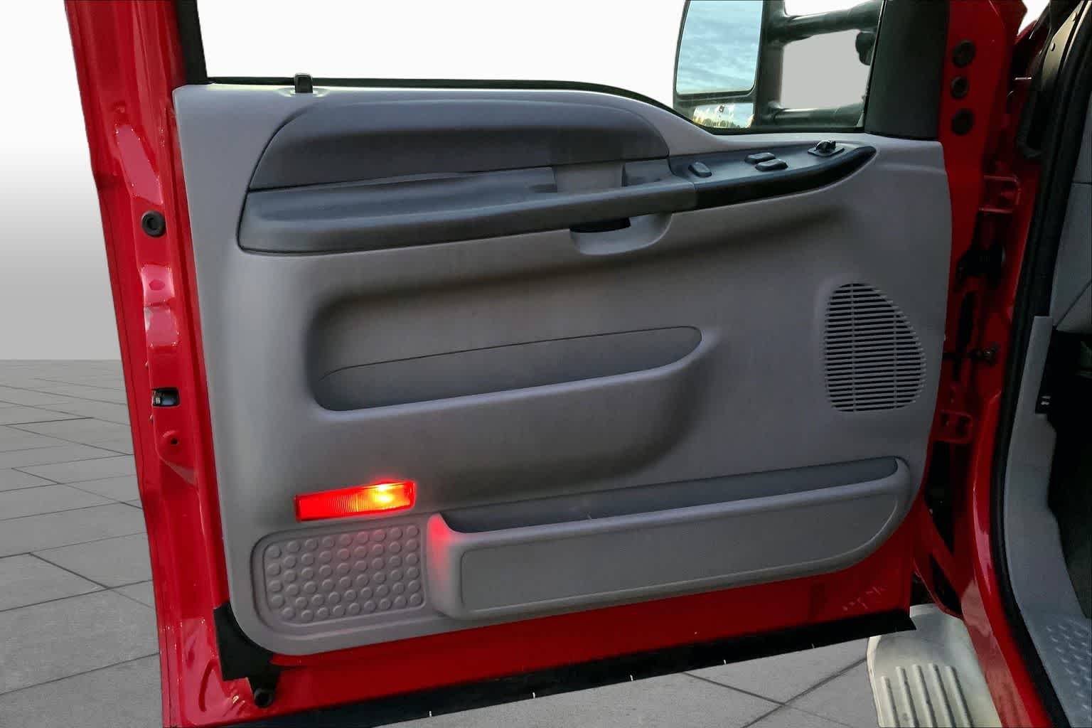 Used 2001 Red Ford XLT image 20