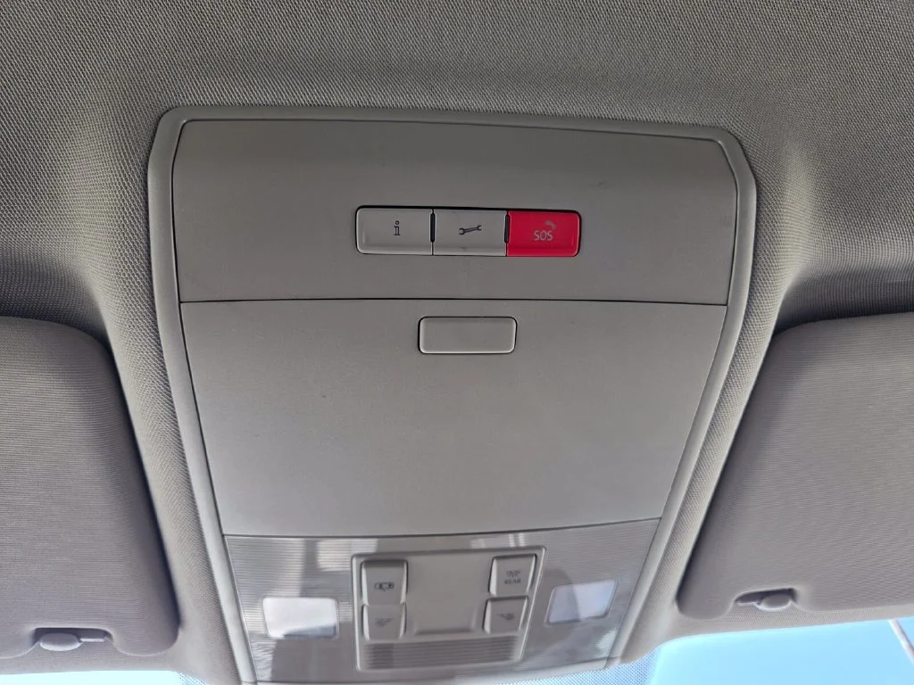 Used 2019  Volkswagen 2.0T SE image 16