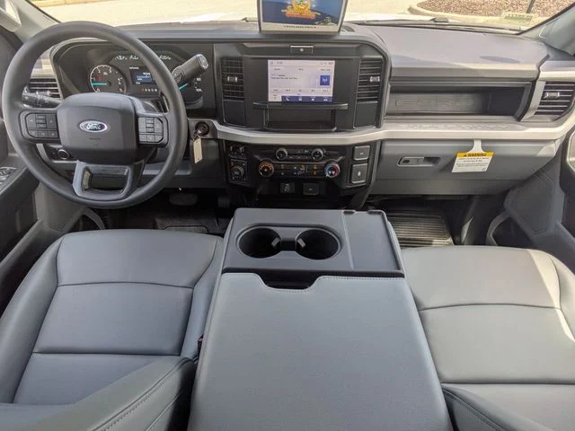 New 2026 Oxford White Ford F-250® XL image 15