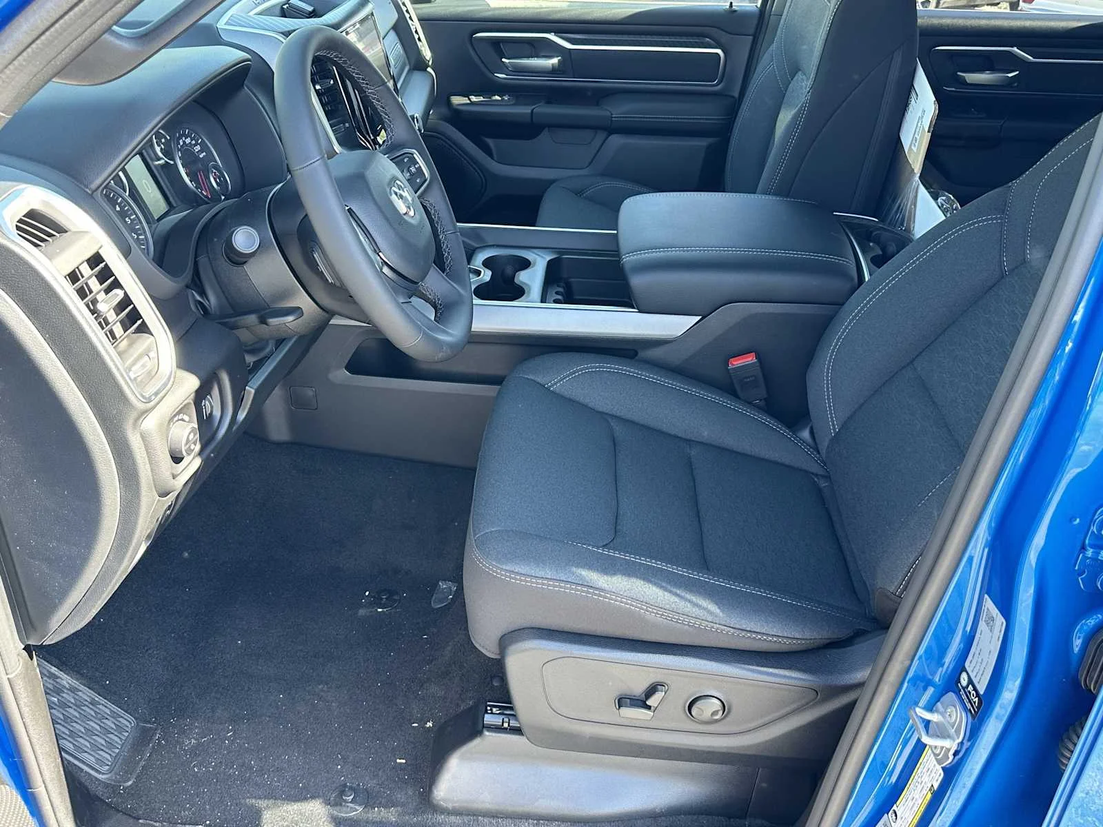 New 2026 Hydro Blue Pearl-Coat Exterior Paint RAM Big Horn image 9