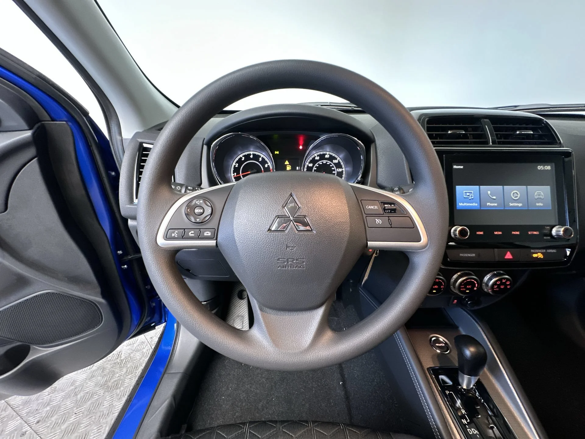 New 2026 Octane Blue Metallic Mitsubishi ES image 16