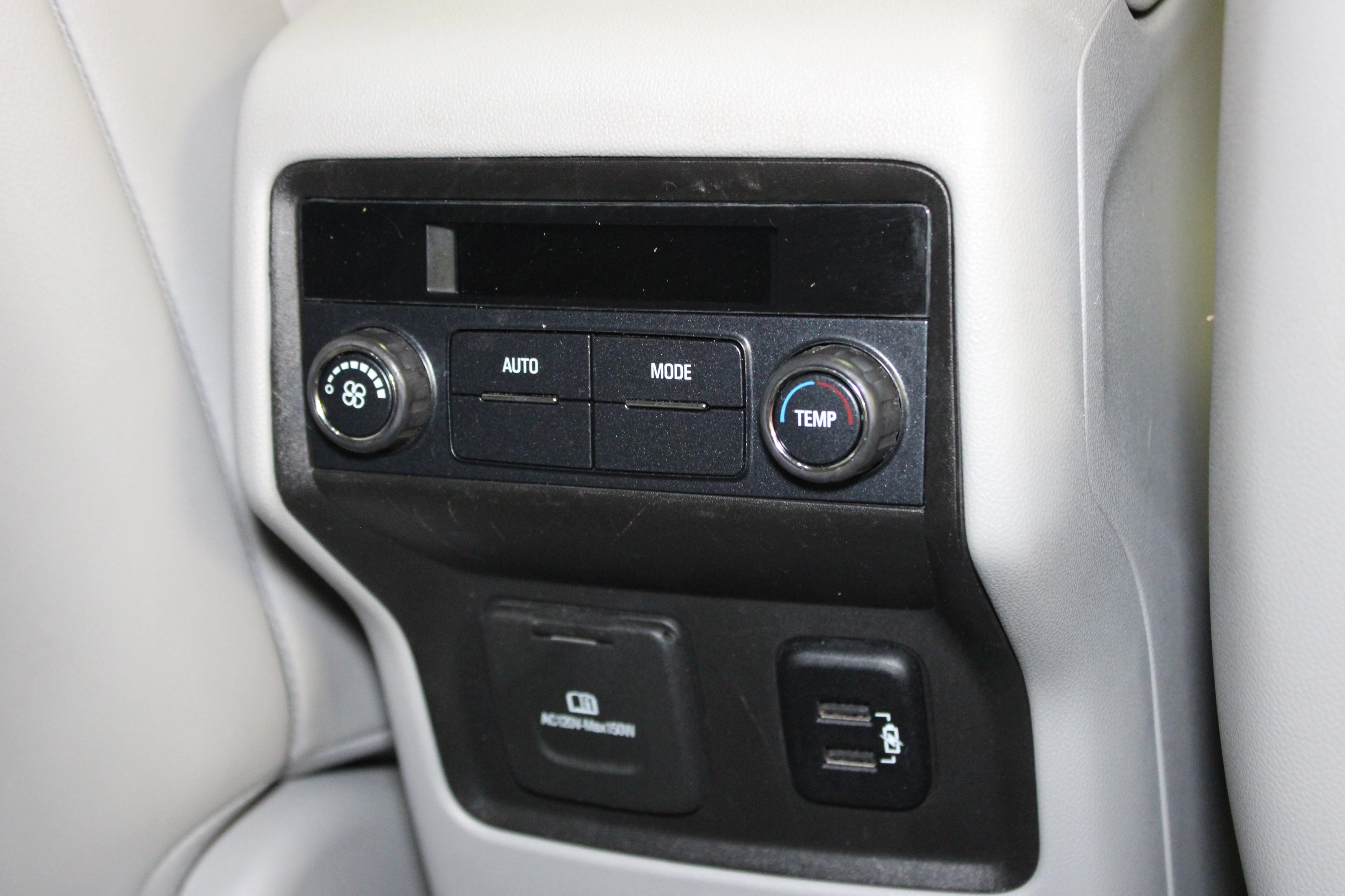 Used 2018 Black Cherry Metallic GMC SLT-1 image 18