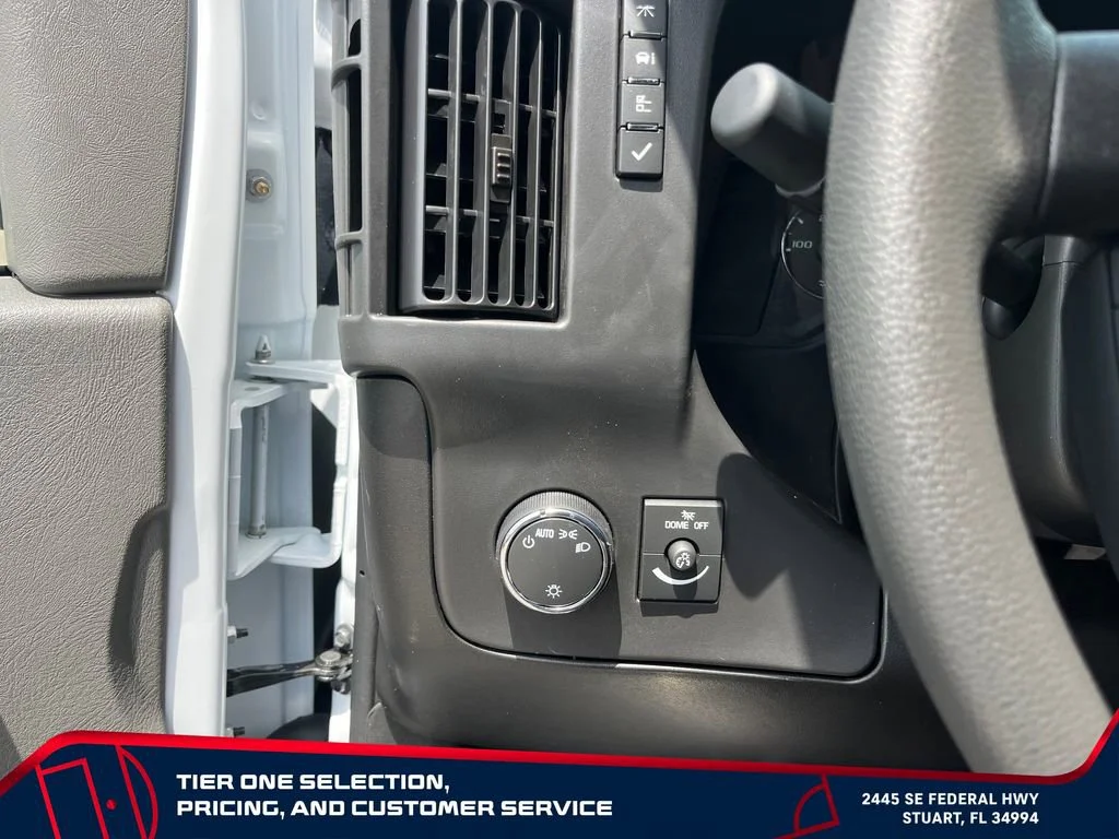 New 2026 Summit White GMC Work Van image 18