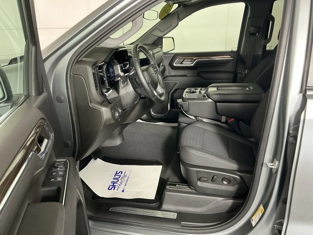Used 2023 Sterling Gray Metallic Chevrolet RST image 16