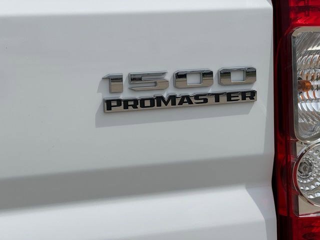 New 2025 Bright White Clearcoat RAM Tradesman image 30