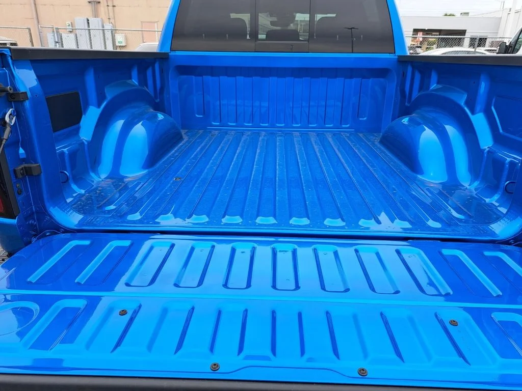 New 2026 Hydro Blue Pearl-Coat Exterior Paint RAM Big Horn/Lone Star image 27