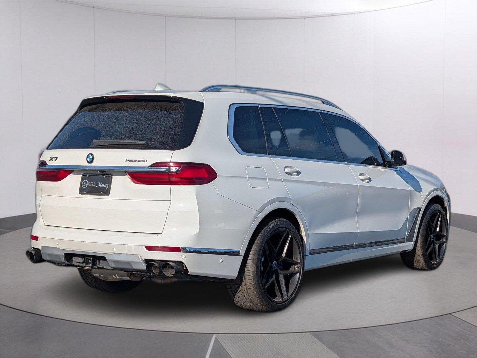 Used 2019 Alpine White BMW xDrive50i image 6