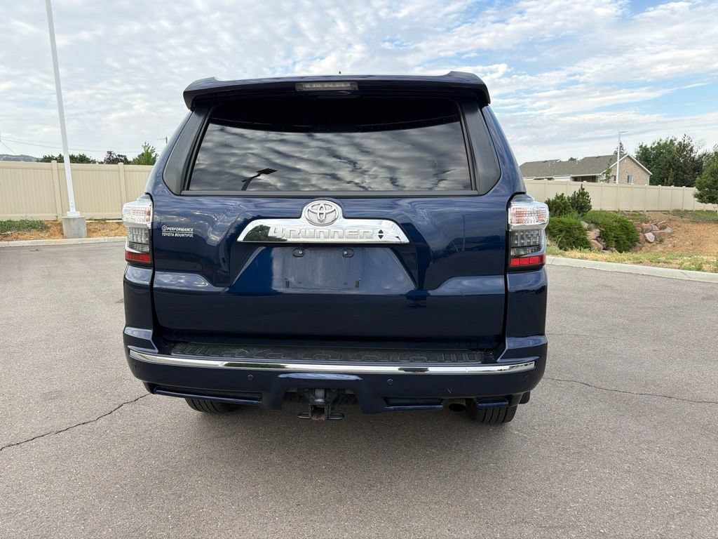 Used 2020 Nautical Blue Metallic Toyota Limited image 5