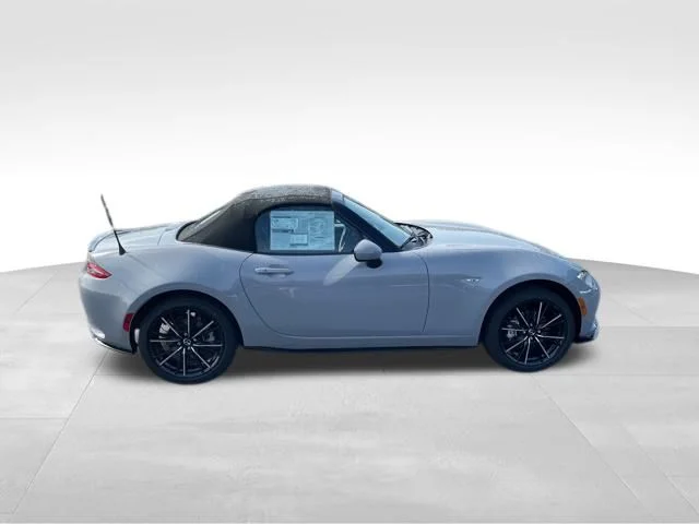 2025 Mazda MX-5 Miata Grand Touring - Photo 8