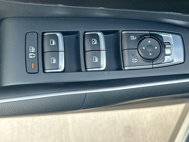 Certified Used 2024 Silky Silver Kia EX image 18