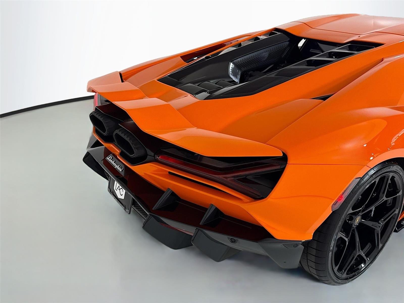 Used 2024 Arancio Apodis Metallic Lamborghini  image 38