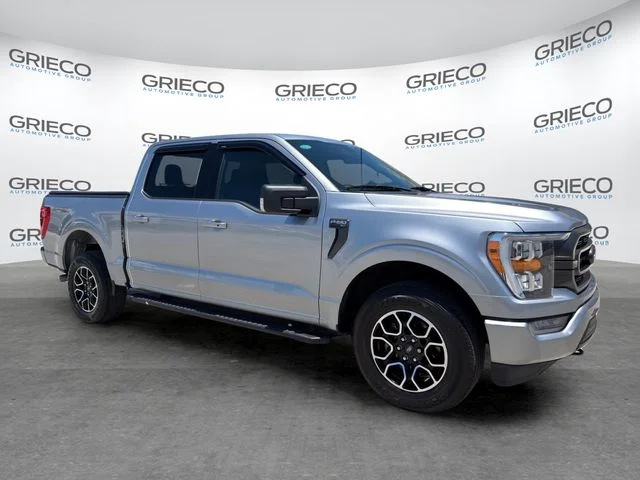Used 2023 Iconic Silver Metallic Ford XLT image 1