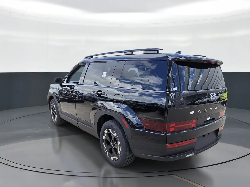 New 2027 Black Hyundai SEL image 4
