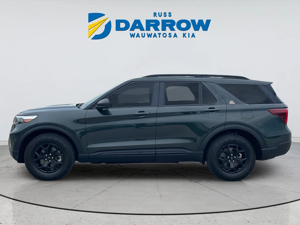 Used 2022 Green Ford Timberline image 2