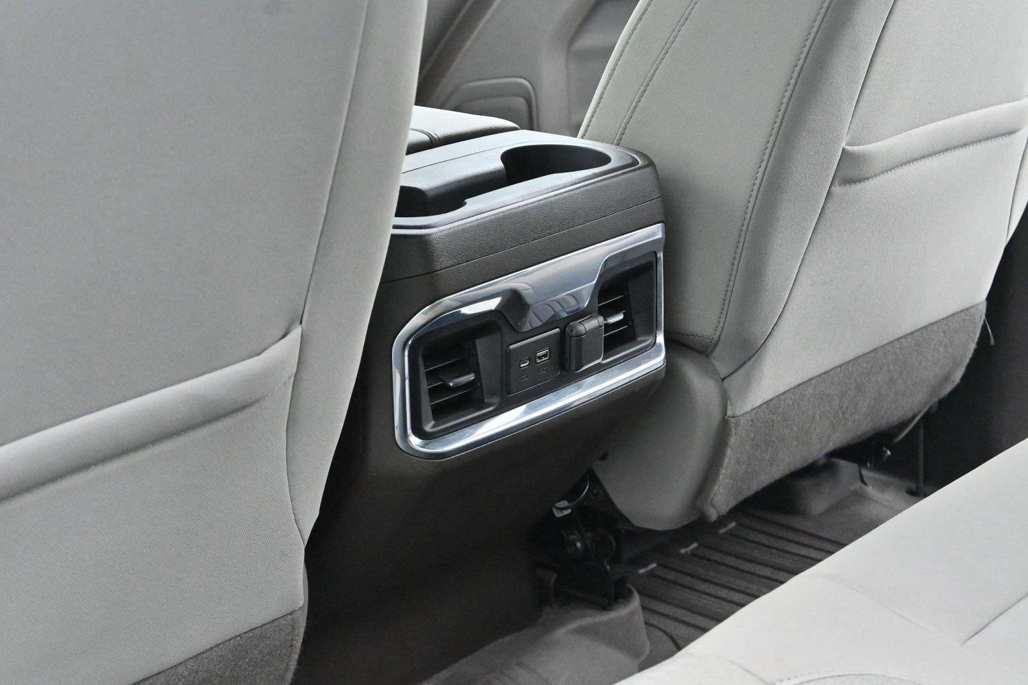 Used 2020 Summit White GMC Elevation image 28