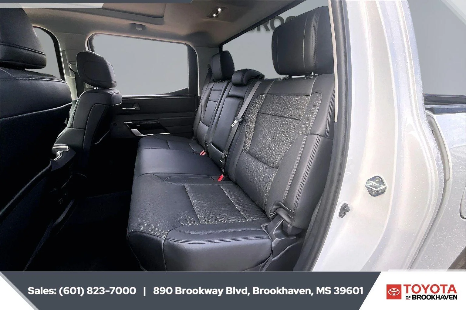 Used 2024 Wind Chill Pearl Toyota Limited Hybrid image 19