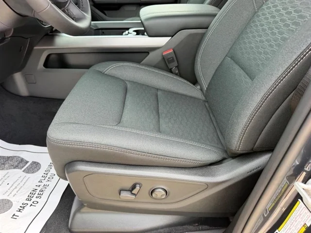 New 2026 Forged Blue Metallic Exterior Paint RAM Big Horn image 19