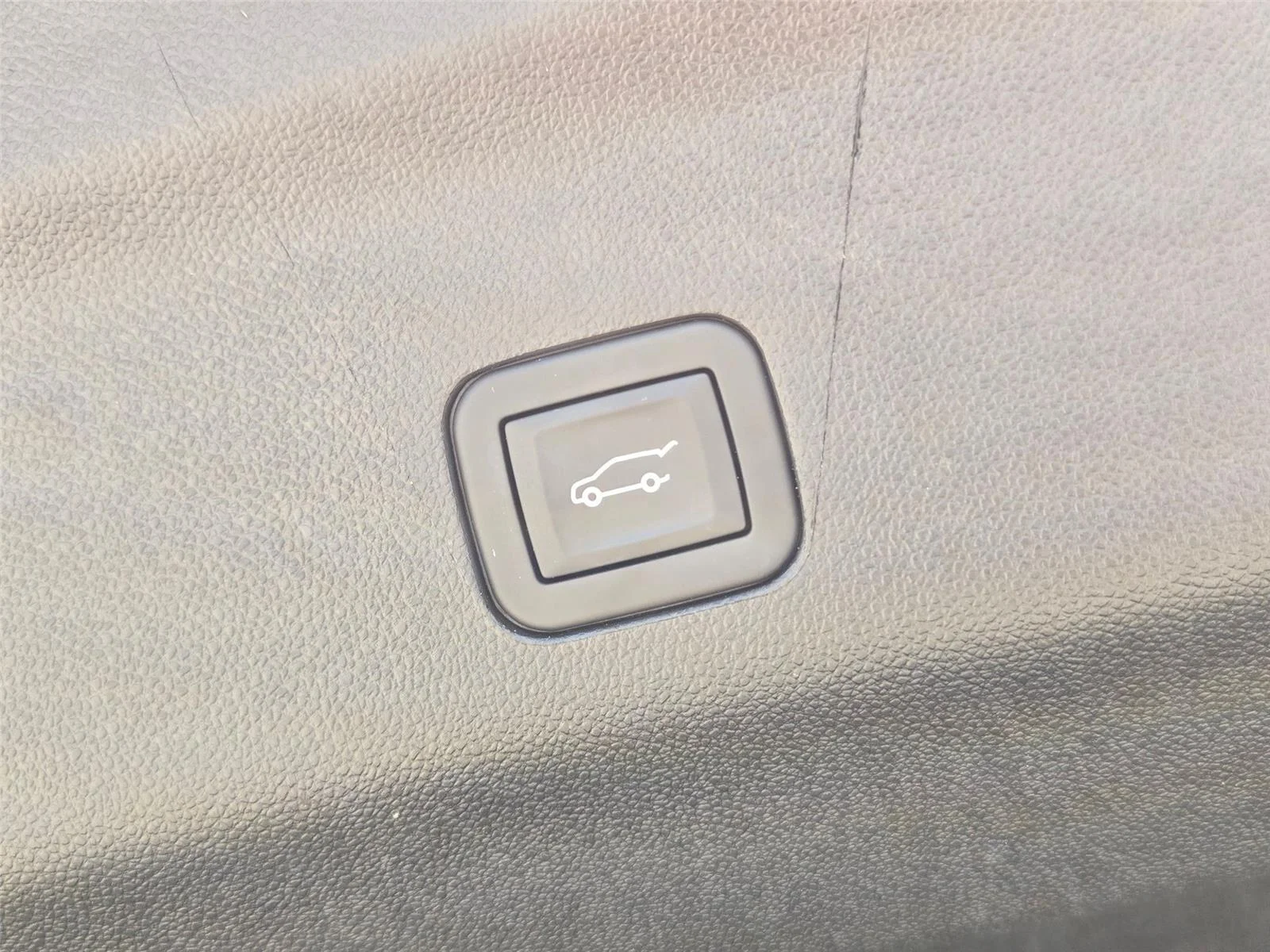 Used 2026 Aegean Stone Cadillac AWD V-Series image 36