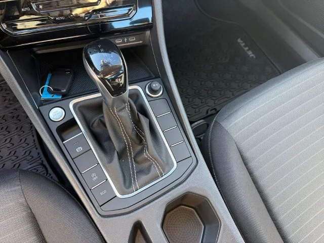New 2027 White Volkswagen 1.5T S image 15