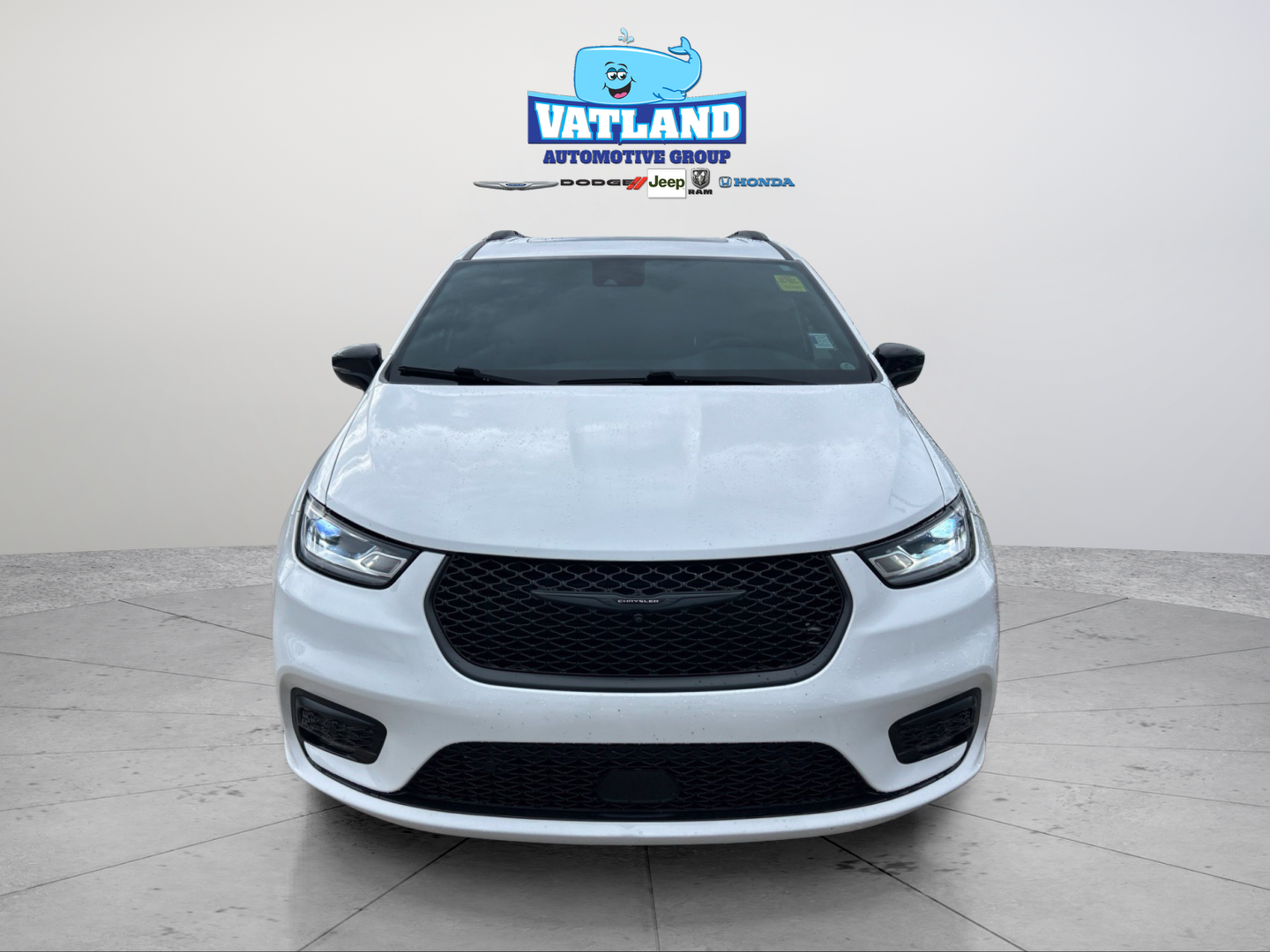 Certified Used 2024 White Chrysler Limited image 22
