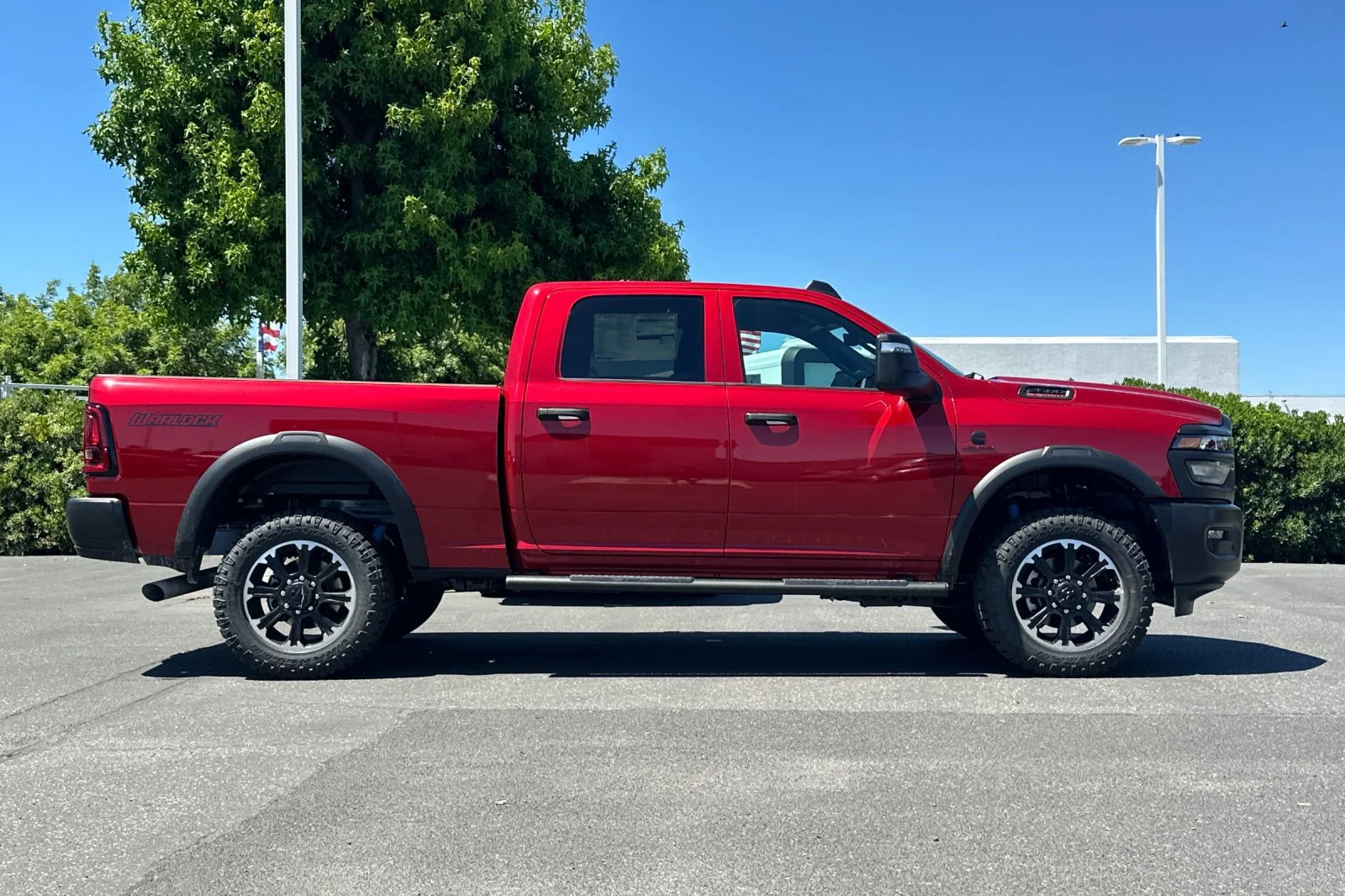 New 2026 Molten Red Pearl-Coat Exterior Paint RAM Warlock image 3