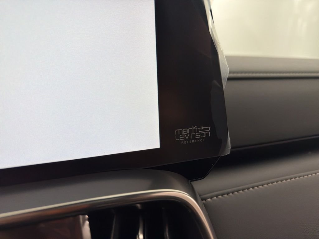 2025 Lexus LX 700h Luxury - Photo 16