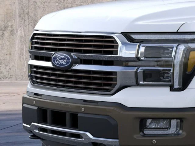 New 2026 Star White Metallic Tri-Coat Ford King Ranch image 20