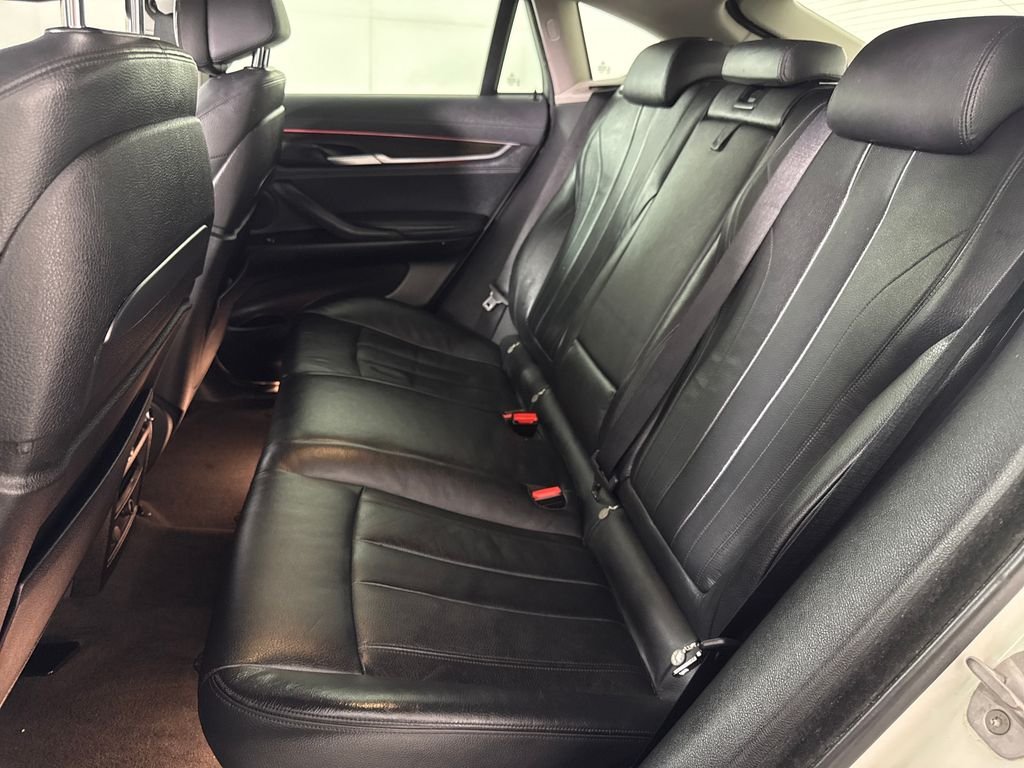 2015 BMW X6 sDrive35i - Photo 13