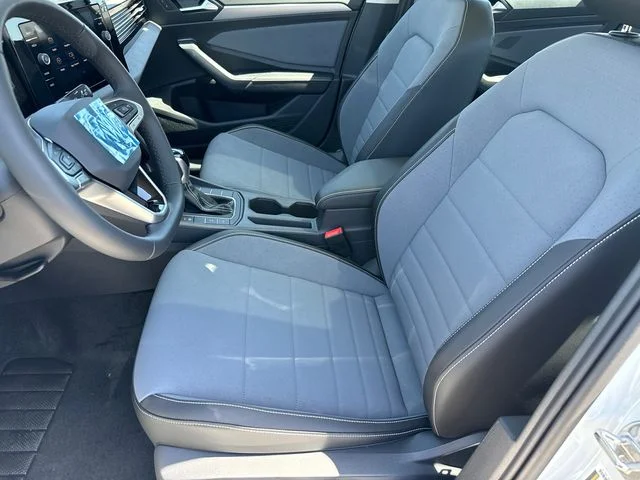 New 2026 Opal White Pearl Volkswagen 1.5T SE image 37
