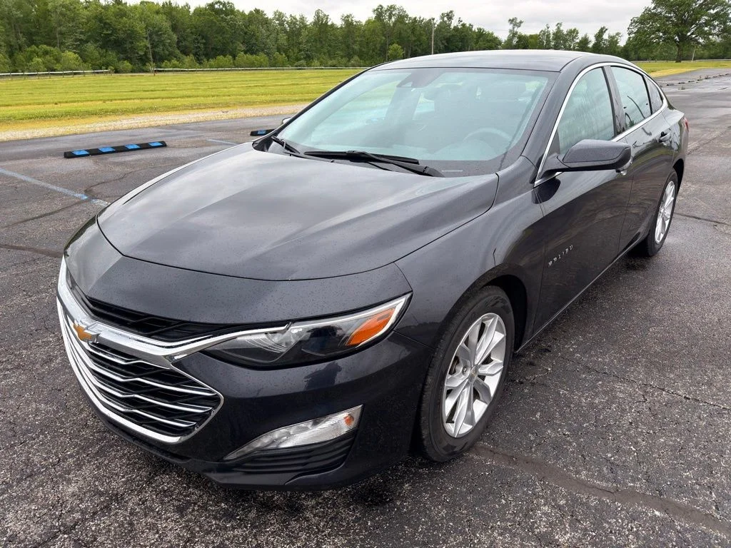 Used 2023 Gray Chevrolet LT image 16