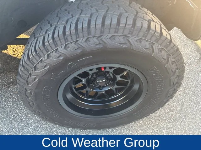 Used 2020 Silver Jeep Unlimited Sahara image 6