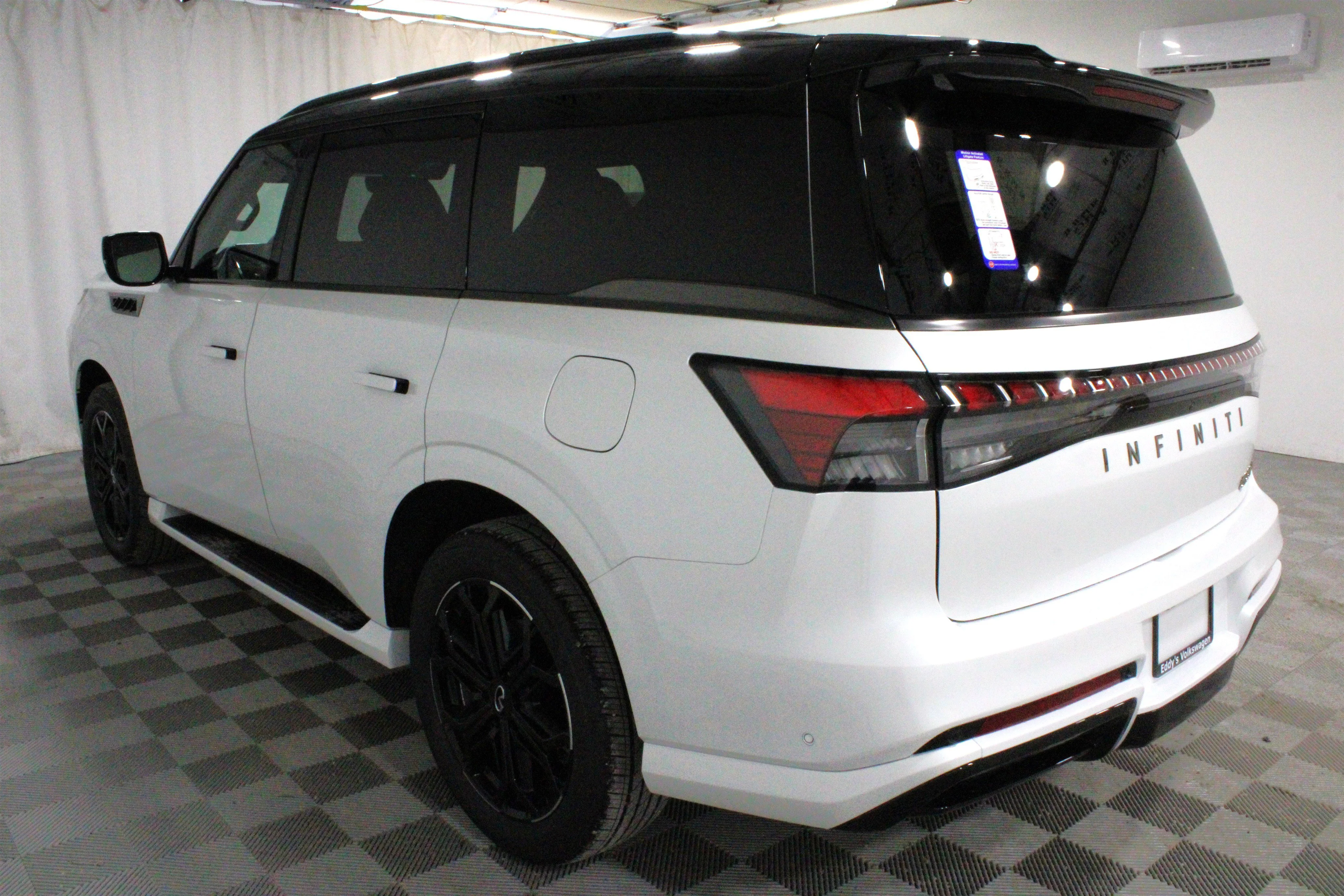 2026 INFINITI QX80 Sport - Photo 32