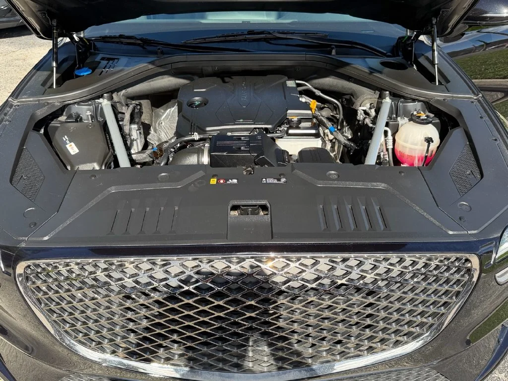 Used 2025 Black Genesis 2.5T image 20