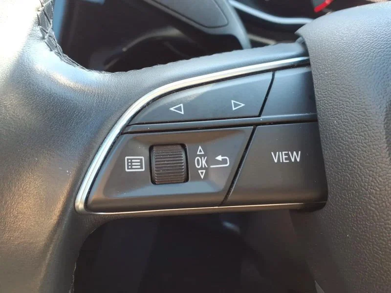 Used 2022  Audi 40 TFSI Premium Plus Sport Utility 4D image 29