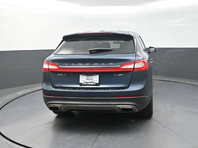 Used 2016 Blue Lincoln Reserve image 9
